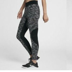 Nike Pro HyperWarm leggings